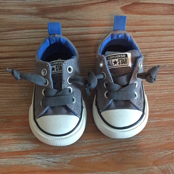 gray baby converse